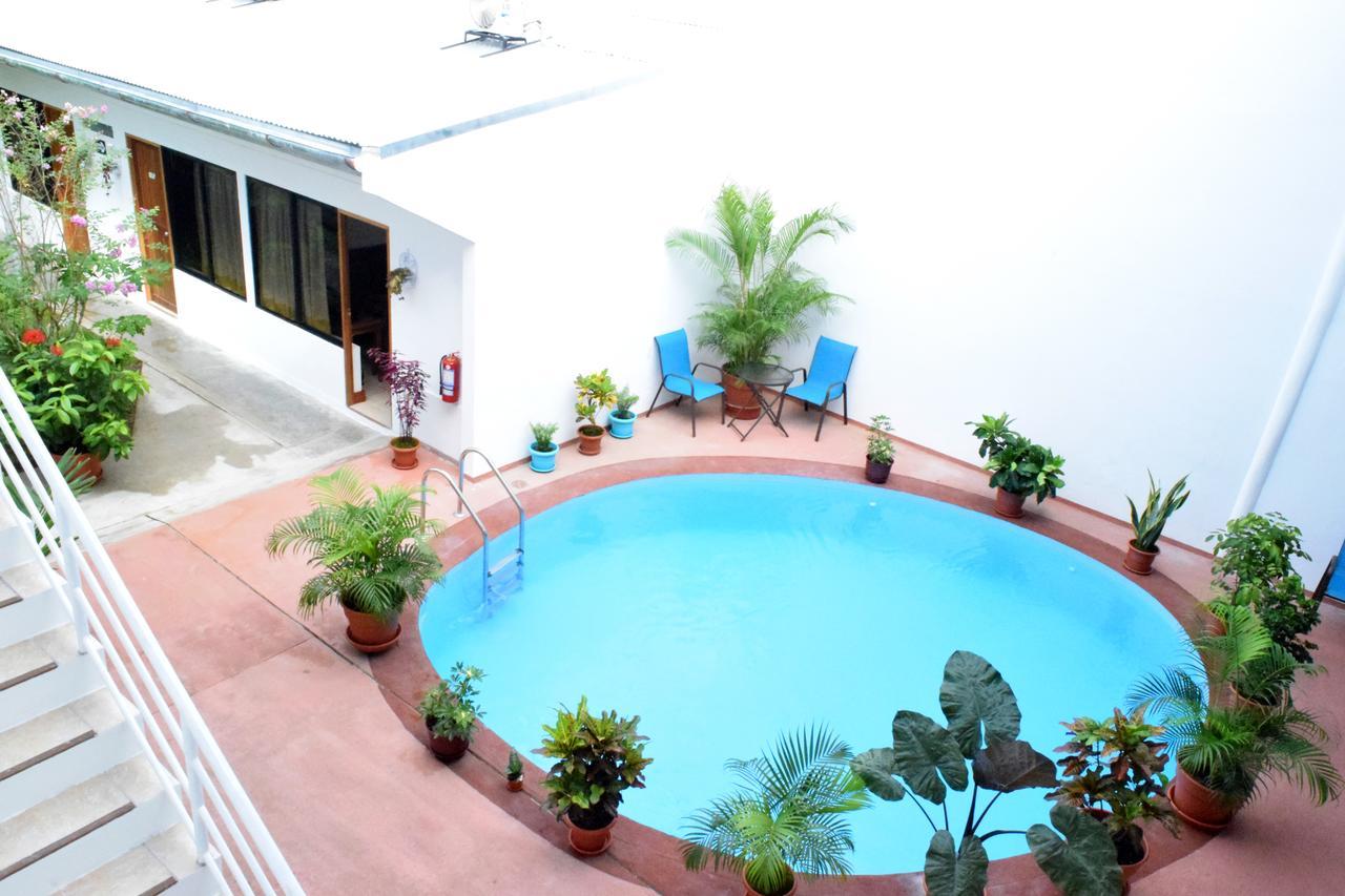 Hotel Jungle House Iquitos Exterior photo