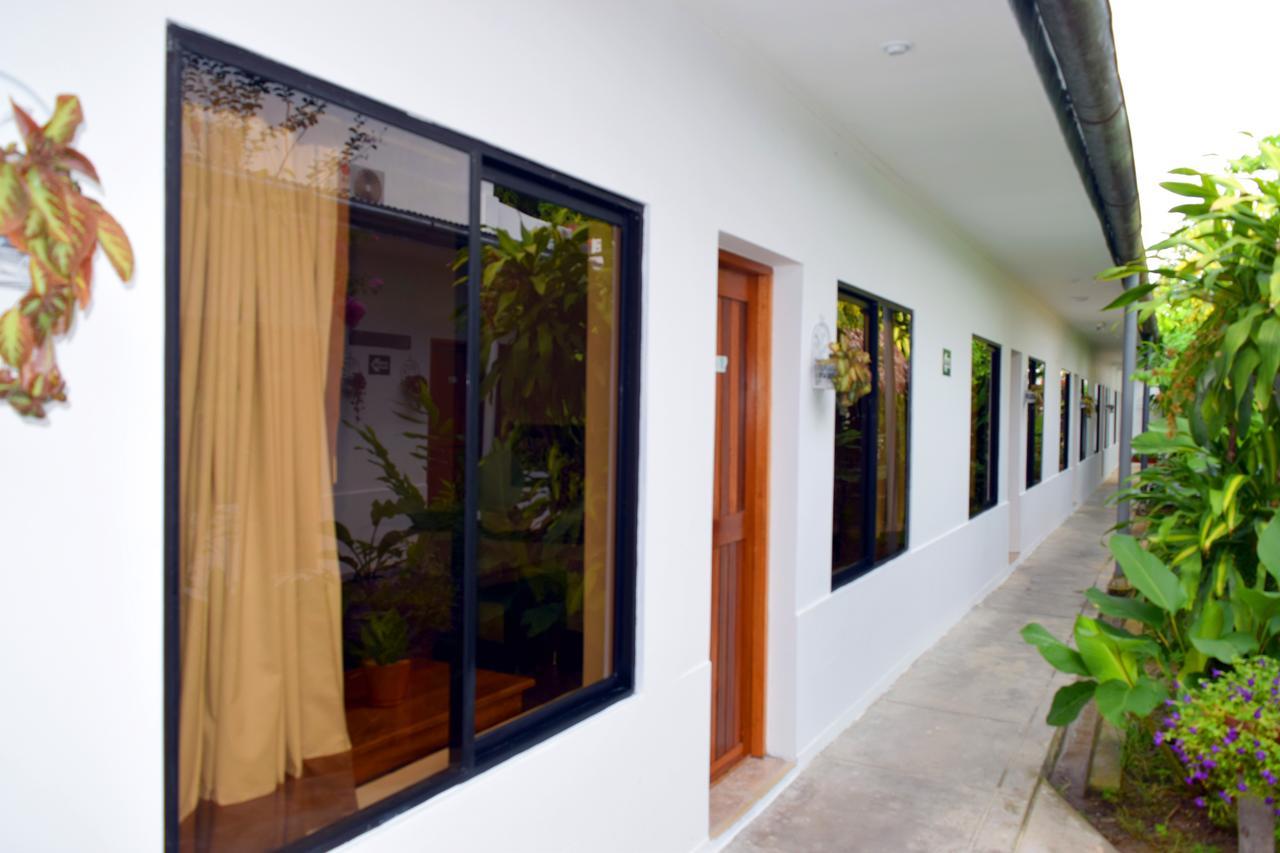 Hotel Jungle House Iquitos Exterior photo