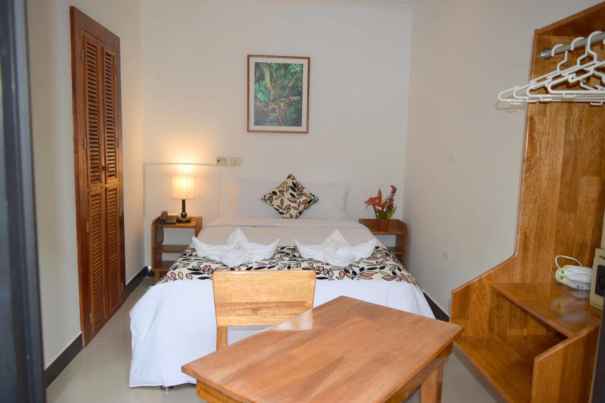 Hotel Jungle House Iquitos Exterior photo
