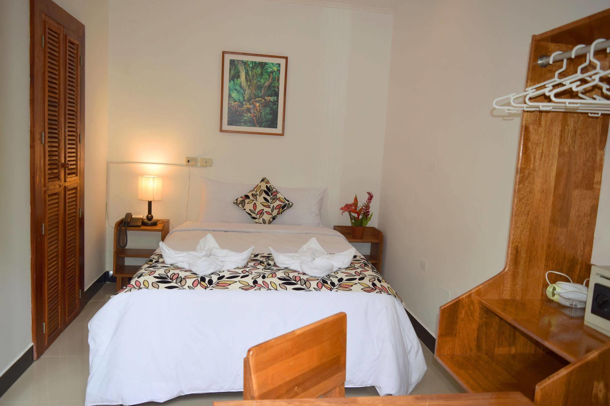 Hotel Jungle House Iquitos Exterior photo
