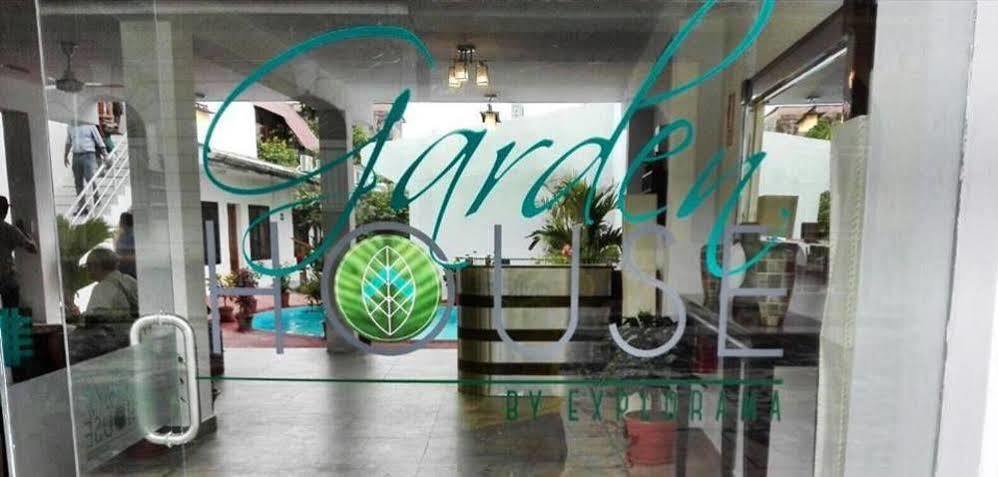 Hotel Jungle House Iquitos Exterior photo